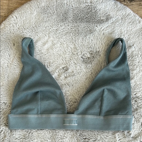 SKIMS Cotton Rib Plunge Bralette in Kyanite L - Picture 5 of 9